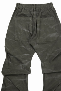 画像をギャラリービューアに読み込む, 【SAMPLE SALE】A.F ARTEFACT TUCK VOLUME BAGGY PANTS / VINTAGE DYED (KHAKI)