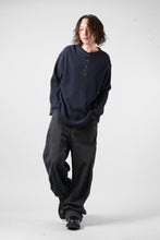画像をギャラリービューアに読み込む, SEVEN LEATHERS WAFFLE HENLEY LONG SLEEVE TOPS (NAVY)