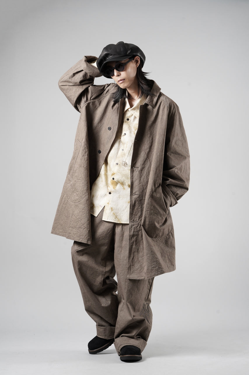 Load image into Gallery viewer, KLASICA "GHOST Ⅱ" SINGLE LAYER BALMACAAN COAT / HAND DYED HIGH DENSITY TWILL (DUST)