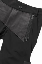 画像をギャラリービューアに読み込む, 【SAMPLE SALE】A.F ARTEFACT BIKER SKINNY CARGO PANTS (BLACK)