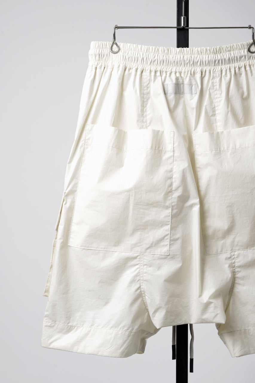 Load image into Gallery viewer, 【SAMPLE】A.F ARTEFACT COATING DROPCROTCH SHORTS (IVORY)