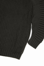 画像をギャラリービューアに読み込む, 【SAMPLE SALE】A.F ARTEFACT LOWGAUGE CABLE KNIT PULLOVER LADDER-SLEEVE (KHAKI)
