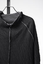 Load image into Gallery viewer, 【SAMPLE】A.F ARTEFACT EXPOSED SEAM RAW EDGE HOODED T-SHIRT / DOUBLEFACE BONDED JERSEY (BLACK)