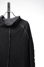 Load image into Gallery viewer, 【SAMPLE】A.F ARTEFACT EXPOSED SEAM RAW EDGE HOODED T-SHIRT / DOUBLEFACE BONDED JERSEY (BLACK)