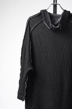 Load image into Gallery viewer, 【SAMPLE】A.F ARTEFACT EXPOSED SEAM RAW EDGE HOODED T-SHIRT / DOUBLEFACE BONDED JERSEY (BLACK)