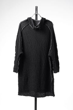 Load image into Gallery viewer, 【SAMPLE】A.F ARTEFACT EXPOSED SEAM RAW EDGE HOODED T-SHIRT / DOUBLEFACE BONDED JERSEY (BLACK)