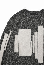 画像をギャラリービューアに読み込む, 【SAMPLE SALE】A.F ARTEFACT GEO PATTERN KNIT TOPS (GREY x BEIGE)