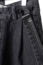 画像をギャラリービューアに読み込む, A TENTATIVE ATELIER exclusive George II PAINTER'S CROSS BAND PANTS (WASHED BLACK STRIPE)