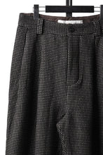 画像をギャラリービューアに読み込む, A TENTATIVE ATELIER exclusive Gale PLEAT WOOLEN PAINTER'S PANTS (DARK BROWN)