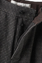 画像をギャラリービューアに読み込む, A TENTATIVE ATELIER exclusive Gale PLEAT WOOLEN PAINTER'S PANTS (DARK BROWN)