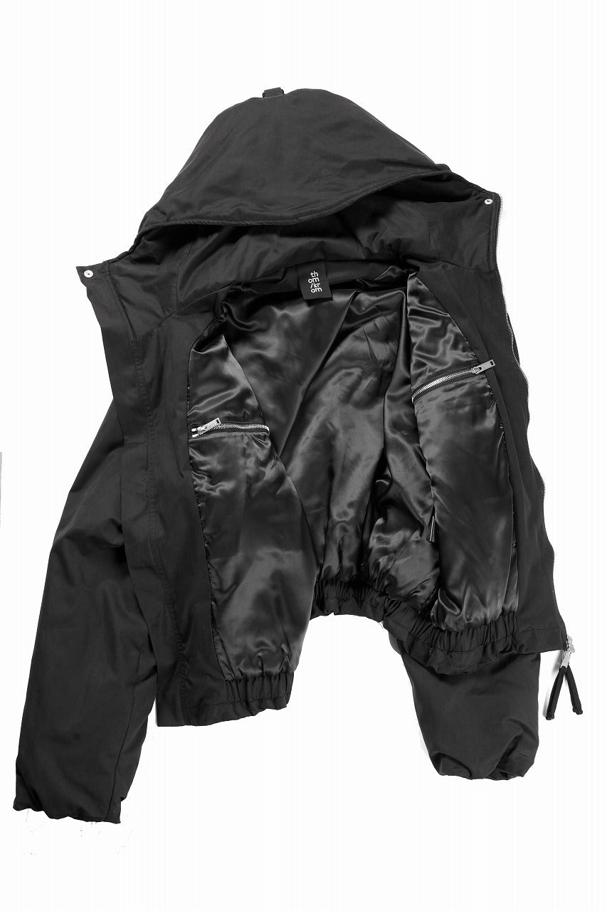 Load image into Gallery viewer, thom/krom HOODIE SHORT JACKET / WARM PADDED (BLACK)