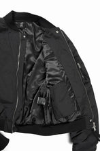 Load image into Gallery viewer, thom/krom MA-1 BOMBER JACKET / WARM PADDED (BLACK)