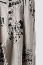 Load image into Gallery viewer, YUTA MATSUOKA straight pants / drawing by megumi terao (ecru/print)