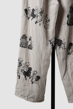 Load image into Gallery viewer, YUTA MATSUOKA straight pants / drawing by megumi terao (ecru/print)