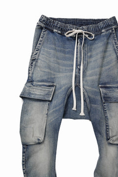 画像をギャラリービューアに読み込む, 【SAMPLE SALE】A.F ARTEFACT CARGO SARROUEL SKINNY PANTS / FADED AGEING DENIM (INDIGO)