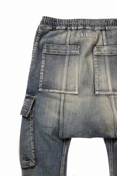 画像をギャラリービューアに読み込む, 【SAMPLE SALE】A.F ARTEFACT CARGO SARROUEL SKINNY PANTS / FADED AGEING DENIM (INDIGO)