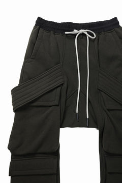 画像をギャラリービューアに読み込む, 【SAMPLE SALE】A.F ARTEFACT BOMBER HEAT BELTED SARROUEL CARGO PANTS (KHAKI)
