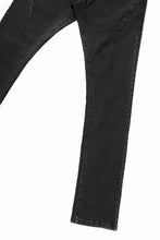 画像をギャラリービューアに読み込む, 【SAMPLE SALE】A.F ARTEFACT RELAXED SKINNY DENIM PANTS (BLACK)