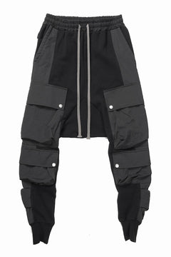 画像をギャラリービューアに読み込む, 【SAMPLE SALE】A.F ARTEFACT MILITARY SARROUEL PANTS / COTTON SWEAT + TECH-SMOOTH (BLACK)