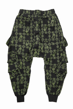 画像をギャラリービューアに読み込む, 【SAMPLE SALE】A.F ARTEFACT MILITARY SARROUEL PANTS / MONOGRAM PRINT (BLACK x GREEN)