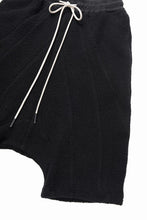 画像をギャラリービューアに読み込む, 【SAMPLE SALE】A.F ARTEFACT BOA FLEECE SARROUEL SHORTS (BLACK)