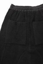 画像をギャラリービューアに読み込む, 【SAMPLE SALE】A.F ARTEFACT BOA FLEECE SARROUEL SHORTS (BLACK)