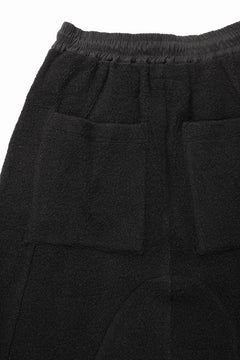 画像をギャラリービューアに読み込む, 【SAMPLE SALE】A.F ARTEFACT BOA FLEECE SARROUEL SHORTS (BLACK)