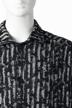 画像をギャラリービューアに読み込む, A.F ARTEFACT SNAPPED SHIRT WITH HEM BAND / JACGUARD BLURRED STRIPE (BLACK x WHITE)