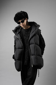 画像をギャラリービューアに読み込む, MASTERMIND WORLD x KANGOL® FAUX FUR TRAPPER (BLACK)