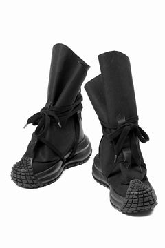 Load image into Gallery viewer, beauty : beast x MAGARIMONO CANVAS SACK BOOTS (BLACK)