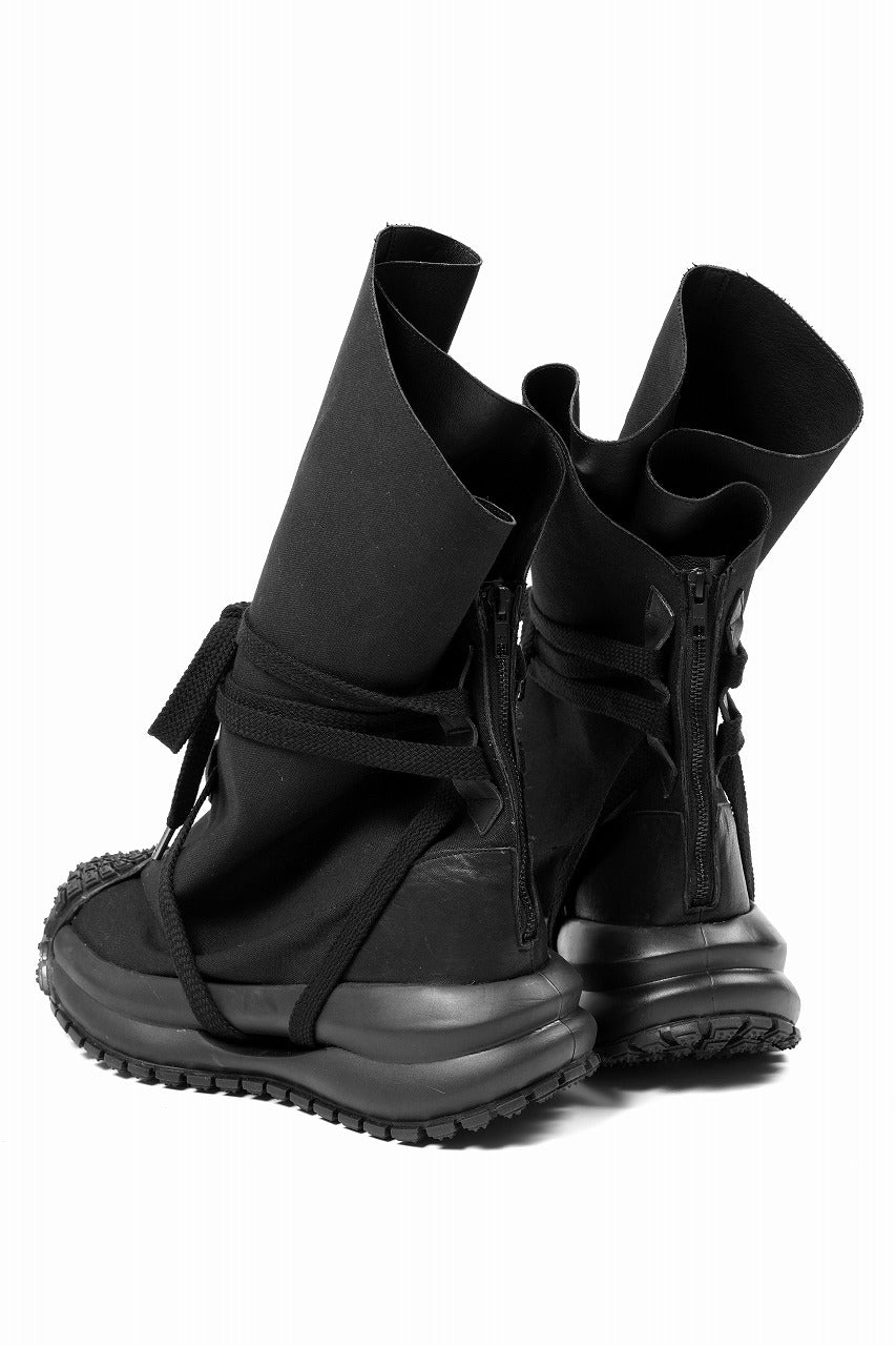 Load image into Gallery viewer, beauty : beast x MAGARIMONO CANVAS SACK BOOTS (BLACK)