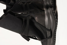 Load image into Gallery viewer, beauty : beast x MAGARIMONO CANVAS SACK BOOTS (BLACK)