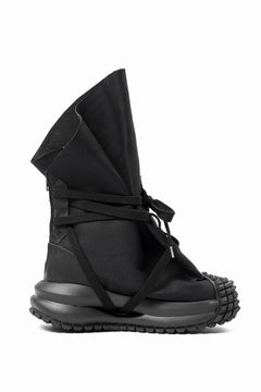 Load image into Gallery viewer, beauty : beast x MAGARIMONO CANVAS SACK BOOTS (BLACK)