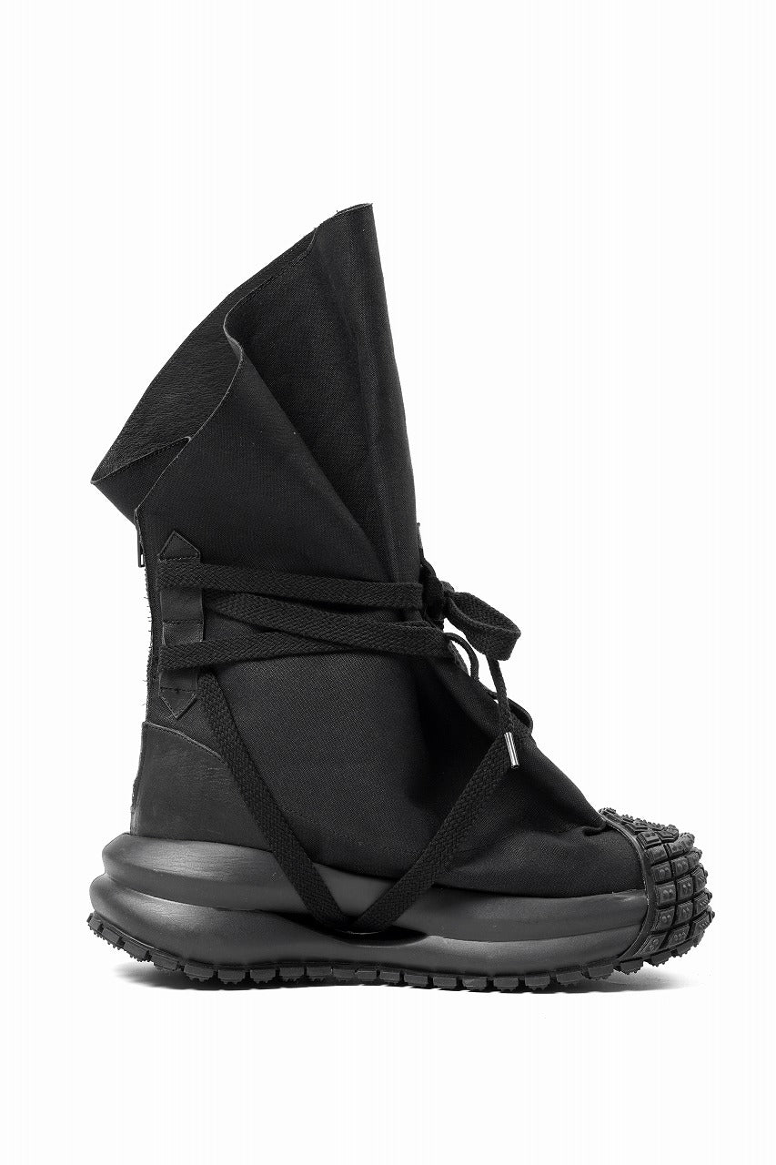 Load image into Gallery viewer, beauty : beast x MAGARIMONO CANVAS SACK BOOTS (BLACK)