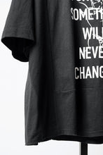 Load image into Gallery viewer, CHANGES exclusive VINTAGE REMAKE SHORT SLEEVE TEE (BLACK #D)