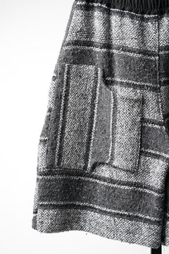 Load image into Gallery viewer, CHANGES x LOOM exclusive REMAKE SHORTS / VINTAGE MEXICAN SURF RUG (MULTI #D)