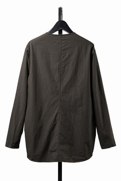 Load image into Gallery viewer, YUTA MATSUOKA collarless shirt / hard twist yarn horse cloth (dark brown)