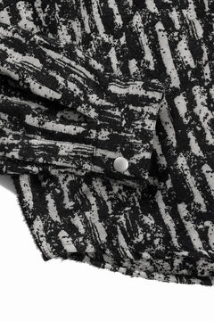 画像をギャラリービューアに読み込む, A.F ARTEFACT SNAPPED COCOON SHIRT / JACGUARD BLURRED STRIPE (BLACK x WHITE)