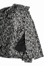 画像をギャラリービューアに読み込む, A.F ARTEFACT SNAPPED COCOON SHIRT / JACGUARD BLURRED STRIPE (BLACK x WHITE)