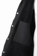 Load image into Gallery viewer, 【SAMPLE SALE】A.F ARTEFACT ZIP HOODIE COAT / TEDDY BOA FLEECE LINING (BLACK)