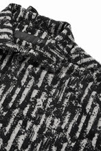 画像をギャラリービューアに読み込む, A.F ARTEFACT SNAPPED SHIRT WITH HEM BAND / JACGUARD BLURRED STRIPE (BLACK x WHITE)
