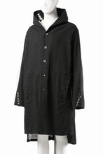 Load image into Gallery viewer, 【SAMPLE SALE】vital reversible hooded coat / organic twill+texture print (BLACK x PRINT)
