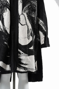 Load image into Gallery viewer, 【SAMPLE SALE】vital reversible hooded coat / organic twill+texture print (BLACK x PRINT)