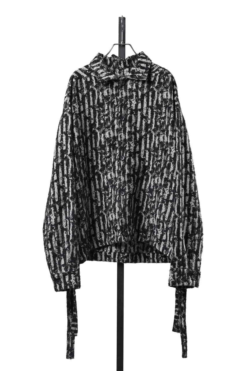 Load image into Gallery viewer, 【SAMPLE】A.F ARTEFACT RELAXED SHIRT / JACQUARD BLURRED STRIPE (BLACK × WHITE)