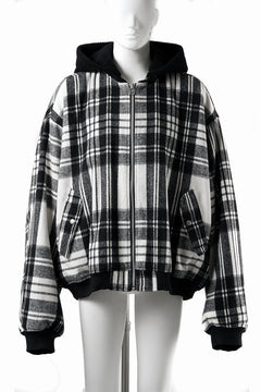Load image into Gallery viewer, 【SAMPLE SALE】A.F ARTEFACT WOOL PLAID BOMBER JACKET (BLACK×WHITE)
