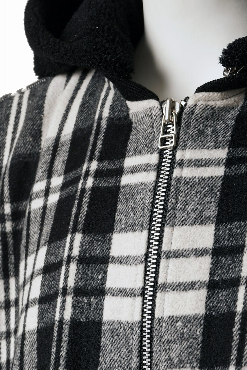 Load image into Gallery viewer, 【SAMPLE SALE】A.F ARTEFACT WOOL PLAID BOMBER JACKET (BLACK×WHITE)