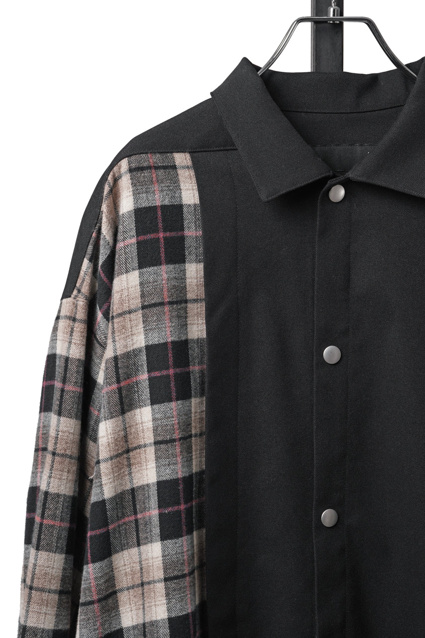 Load image into Gallery viewer, 【SAMPLE】A.F ARTEFACT SNAPPED PANEL SWITCHING SHIRT (BLACK x KHAKI CHECK)