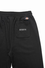 画像をギャラリービューアに読み込む, mastermind JAPAN x Dickies SWEAT PANTS (BLACK)