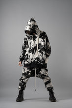 Load image into Gallery viewer, A.F ARTEFACT BELT CARGO SAROUEL JOGGER / MOTTLED DYING (BLACK x IVORY)