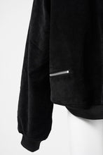 Load image into Gallery viewer, 【SAMPLE SALE】A.F ARTEFACT HEAVY CORDUROY BOMBER JACKET (BLACK)